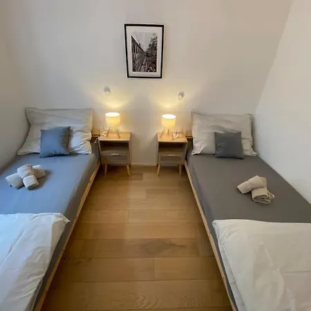Appartement Smart Home, Neu Eingerichtet