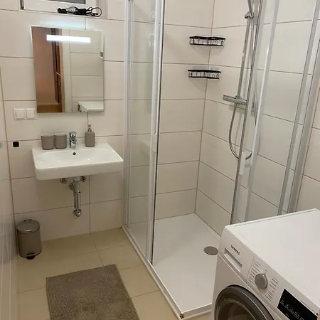 Charmante Wohnung, Perfekt Fuer Familien Und Freunde Διαμέρισμα *