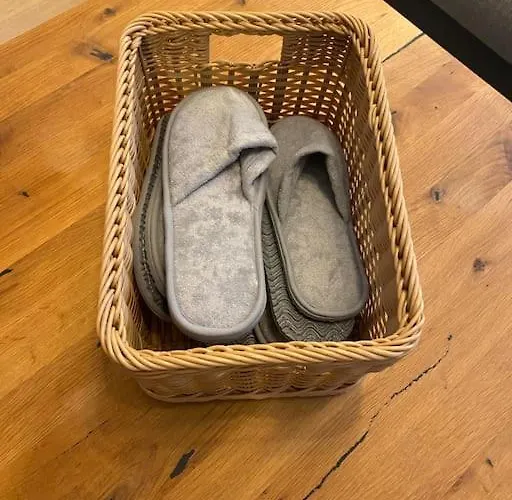 Lägenhet Charmante Wohnung, Perfekt Fuer Familien Und Freunde *